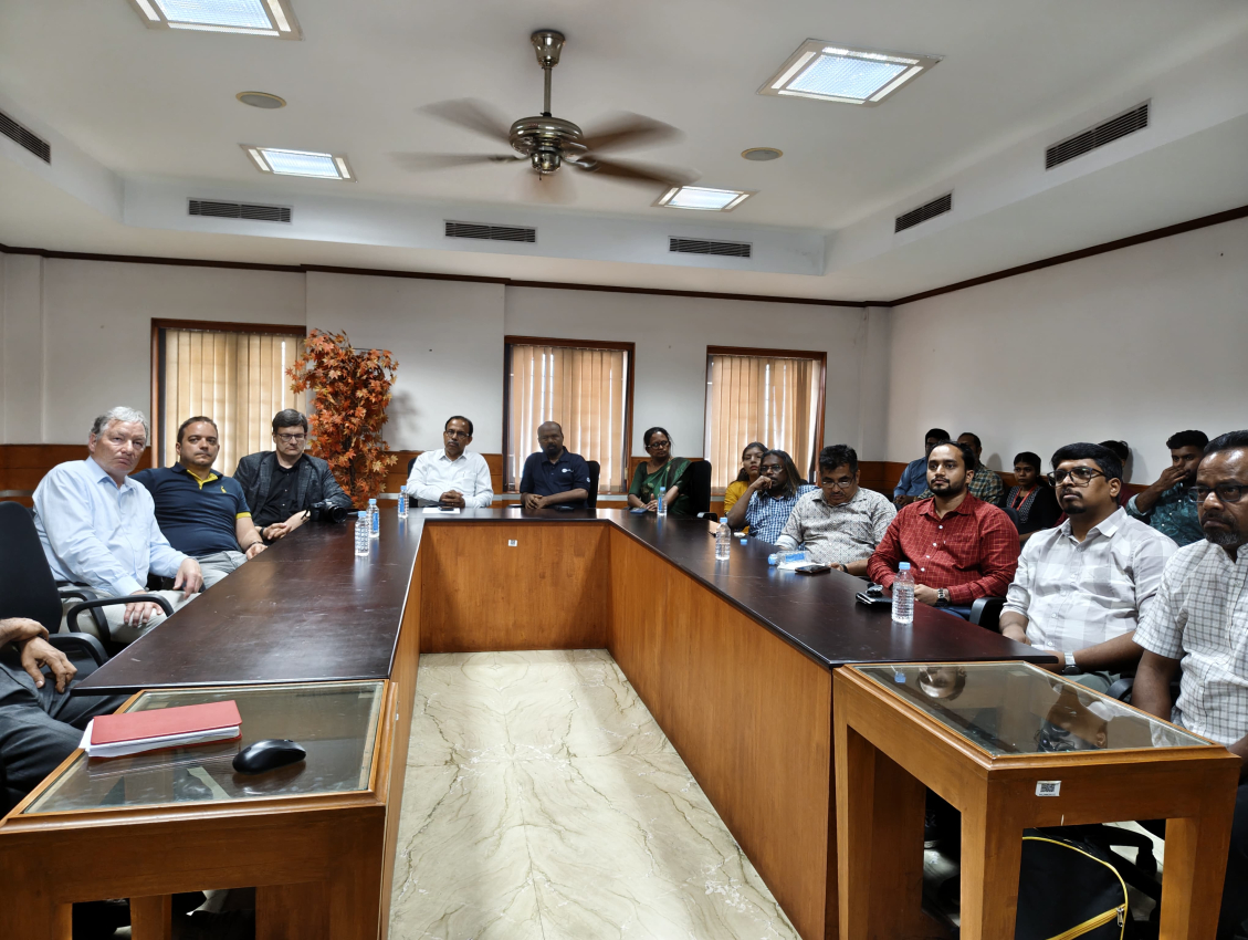 Rubber Park Team with German delegates, faculties from MGU, CUSAT and Dr M N Aji, H F Mixing Group Germany
