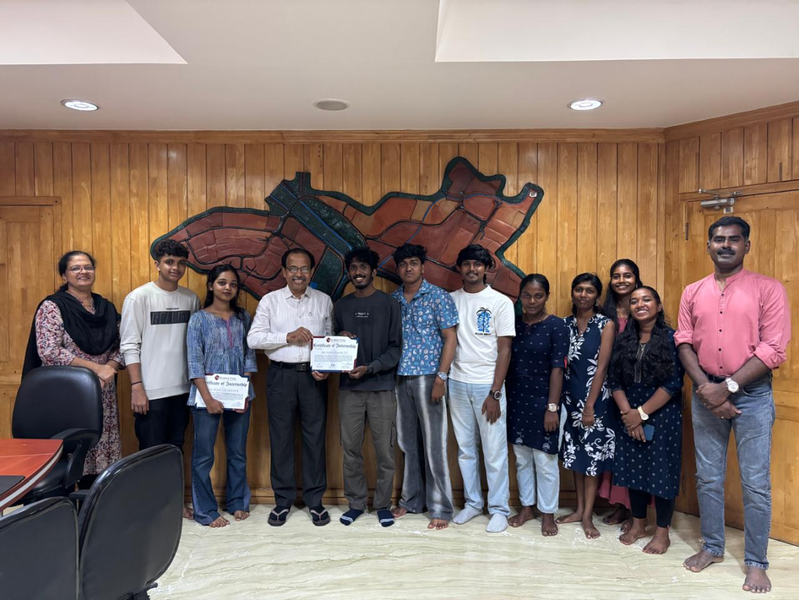 Handing over of Internship Certificate by MD to students of St Alberts College Ernakulam